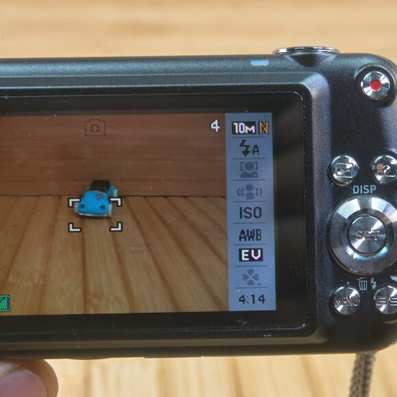 Casio Exilim EX-S5 10MP Digital Camera, with 3x Optical Zoom - Picture 6 of 8